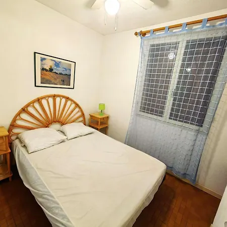 Mitoyenne Avec Piscine, Parking, Climatisation Et Proche Mer, Idéale Pour 4 Personnes - Fr-1-607-89 Hébergement de vacances Agde